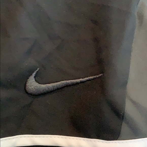 NIKE Dri-Fit polyester shorts - Picture 3 of 7